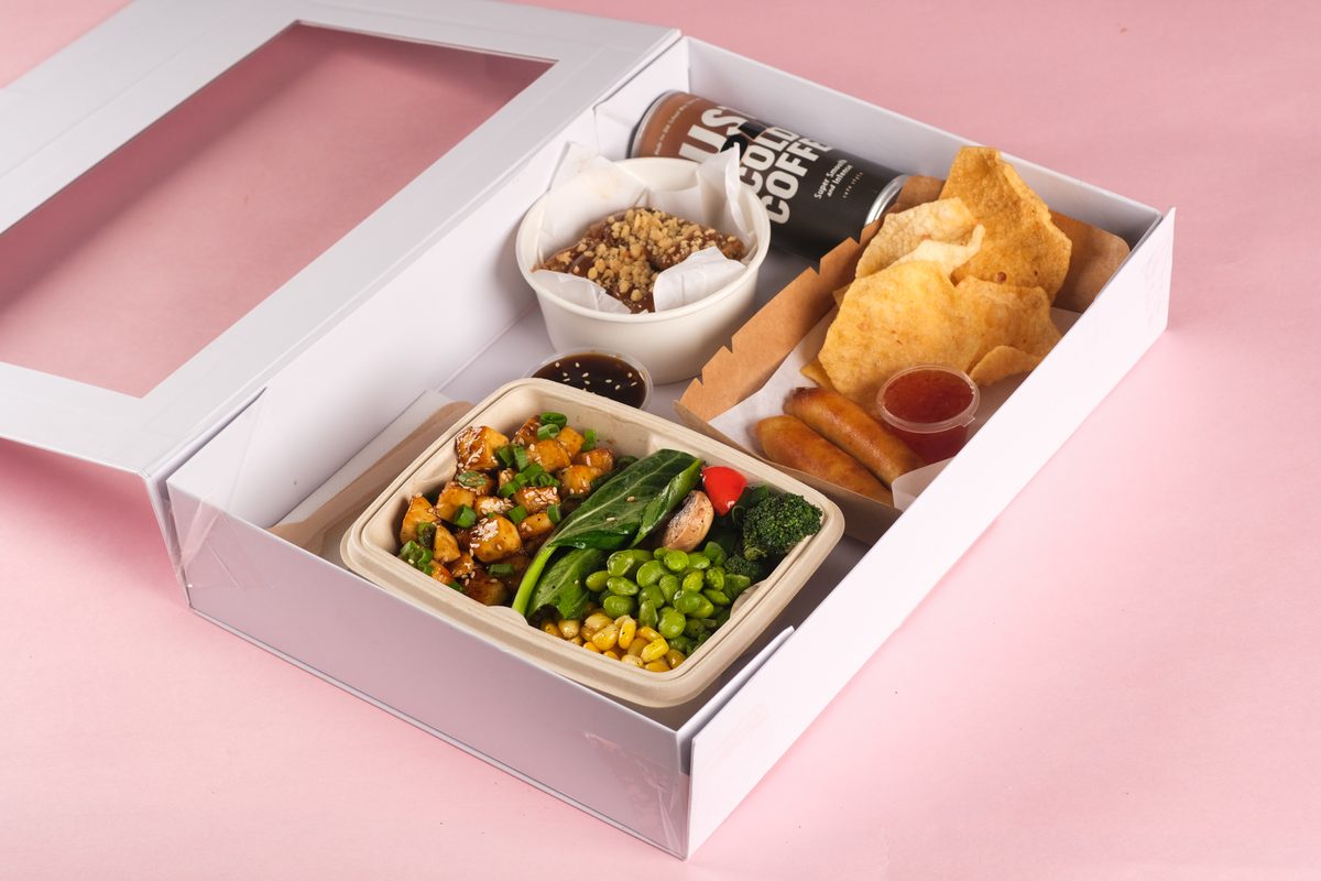 Chef Kenzo corporate catering — office snack boxes and team lunch spread
